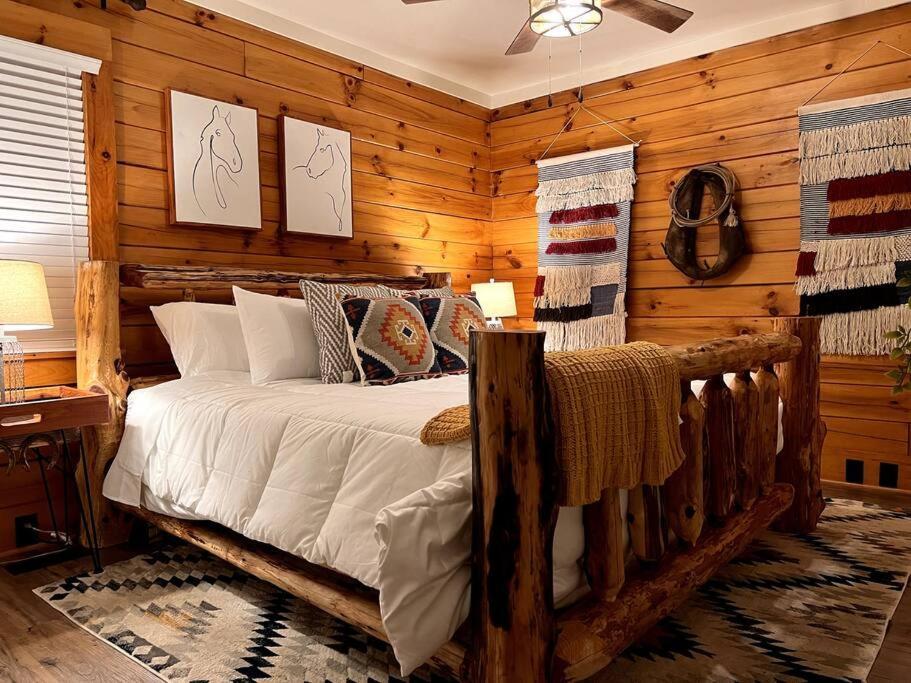 The Horse Cabin At Natural State Cabins Morning Star Exteriör bild