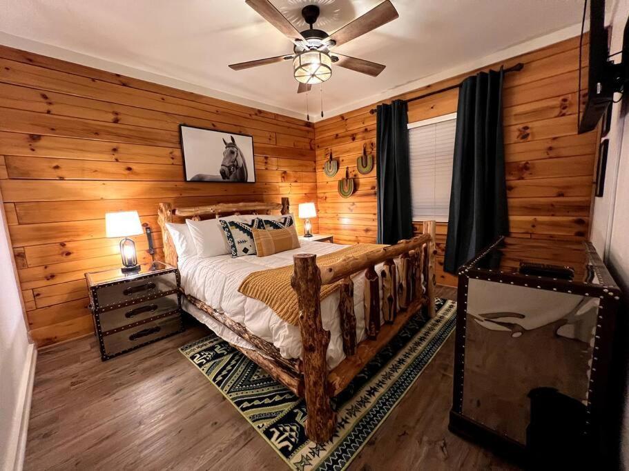 The Horse Cabin At Natural State Cabins Morning Star Exteriör bild